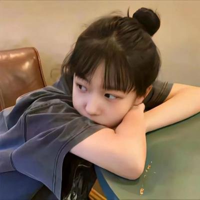 比基尼怪女